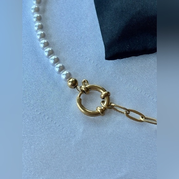 🔥NWOT 18k G Plating Stainless Stl Necklace Waterproof/Tarnish-Free faux pearls - Picture 2 of 4